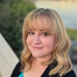 Amanda Gladin-Kramer