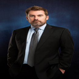 Daniels Robert M